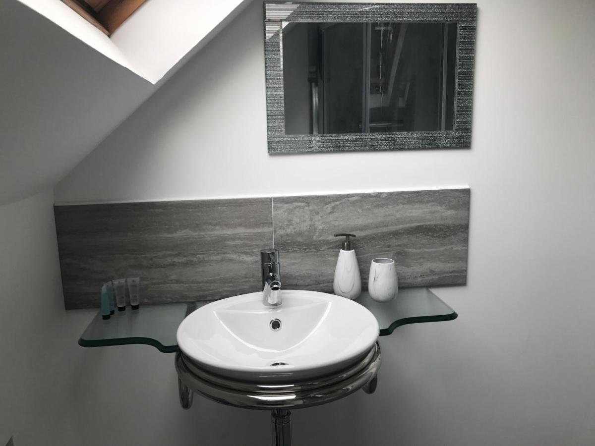 מויר אוף אורד Daedalus Bed & Breakfast מראה חיצוני תמונה